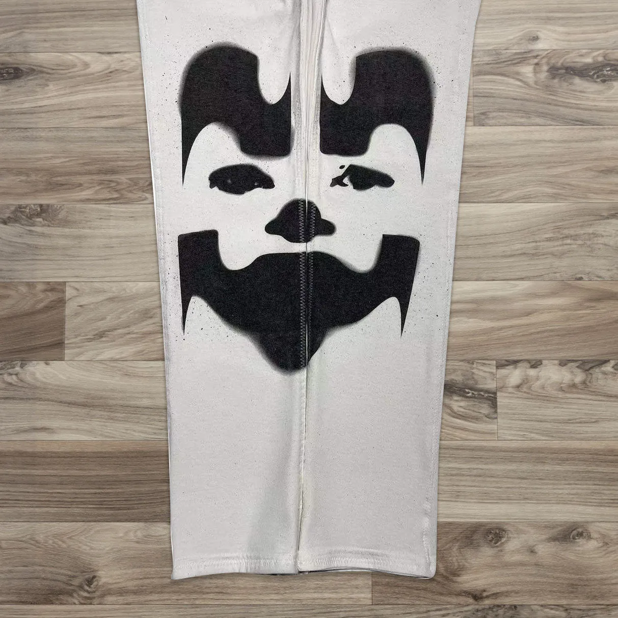 Street dark casual white jeans